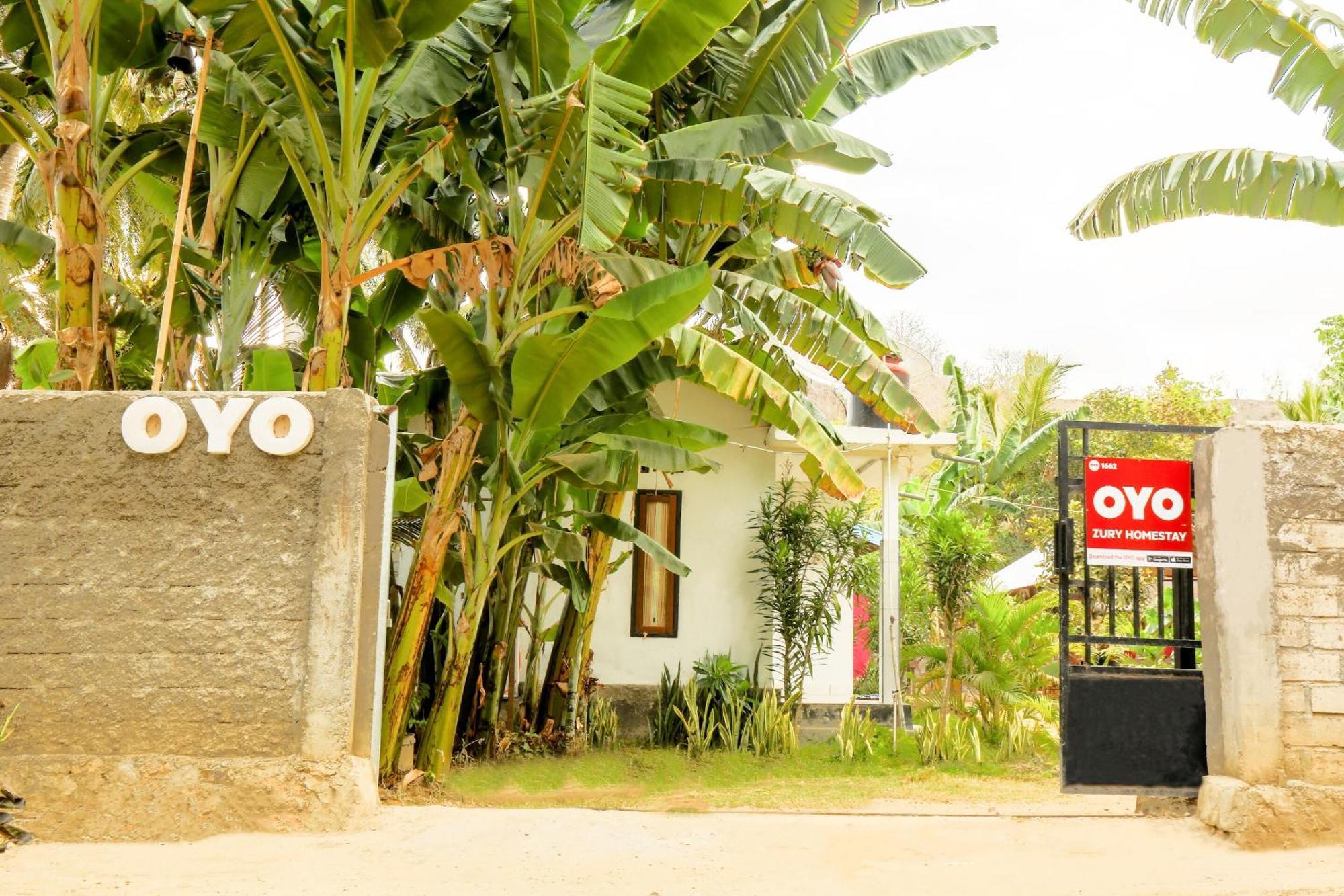 Oyo 1662 Zury Homestay Kuta  Exterior foto